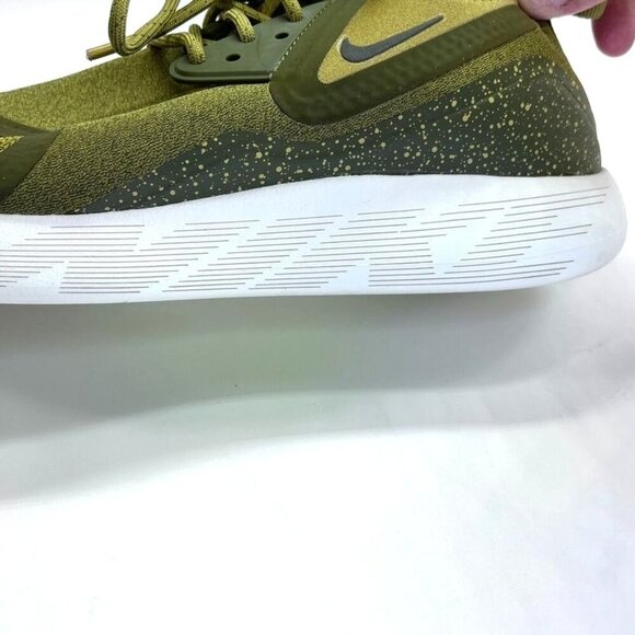 Nike LunarCharge Essential 'Camper Green' Mens Size 10.5  Green Athletic Trainer - Picture 12 of 13